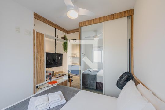 Quarto de apartamento para alugar com 1 quarto, 30m² em Sumarezinho, São Paulo