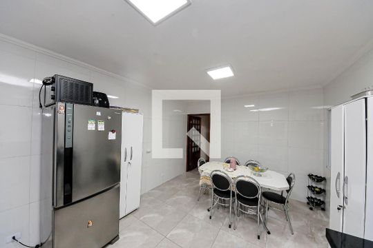 Cozinha de casa à venda com 3 quartos, 144m² em Vila Antonieta, São Paulo