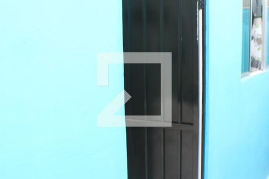 Kitnet 09 entrada de kitnet/studio para alugar com 1 quarto, 27m² em Jardim Santa Edwirges, Guarulhos