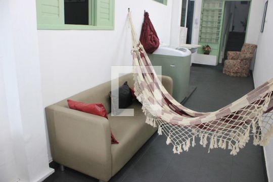 Área comum de kitnet/studio para alugar com 1 quarto, 27m² em Jardim Santa Edwirges, Guarulhos