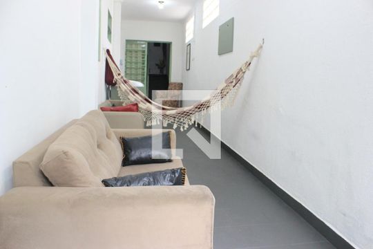 Área comum  de kitnet/studio para alugar com 1 quarto, 27m² em Jardim Santa Edwirges, Guarulhos