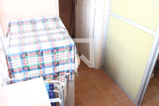 Área de Serviço de apartamento para alugar com 1 quarto, 70m² em Itararé, São Vicente