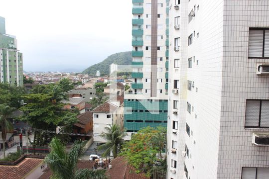 Vista da Sala de apartamento para alugar com 1 quarto, 70m² em Itararé, São Vicente