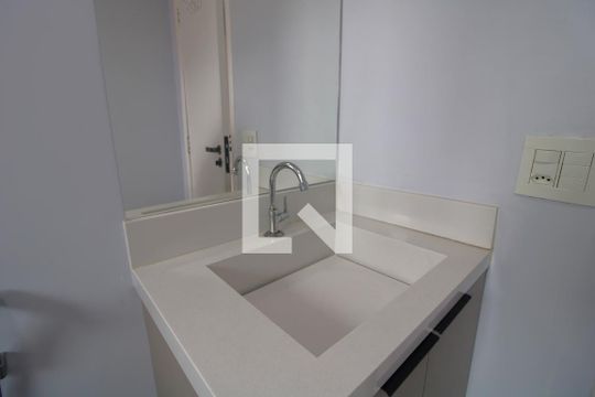 Pia do banheiro de apartamento para alugar com 2 quartos, 64m² em Jardim Santa Cruz (campo Grande), São Paulo