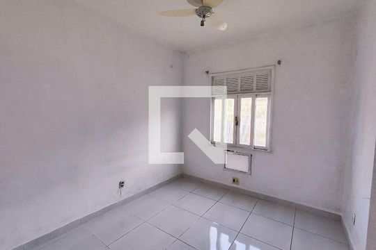 Quarto de apartamento à venda com 1 quarto, 41m² em Abolição, Rio de Janeiro