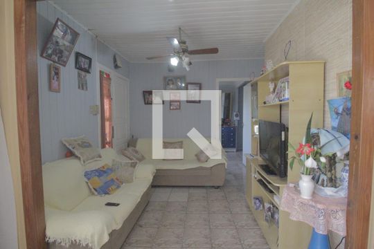 Casa à venda com 1 quarto, 88m² em Olaria, Canoas