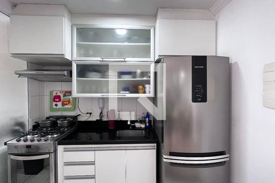 Cozinha de apartamento à venda com 2 quartos, 50m² em Vila Industrial (campinas), Campinas