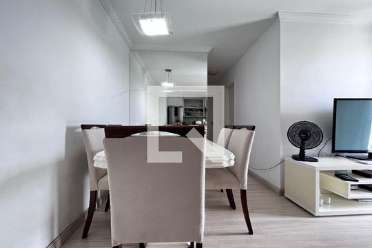 Sala de apartamento à venda com 2 quartos, 50m² em Vila Industrial (campinas), Campinas