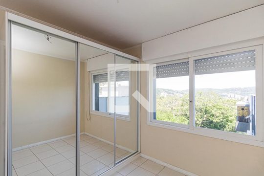 Quarto de apartamento para alugar com 1 quarto, 47m² em Petrópolis, Porto Alegre