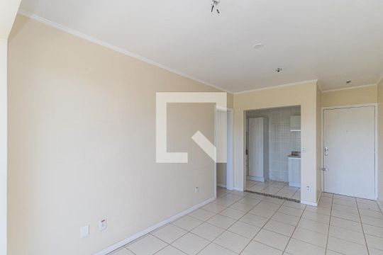 Sala de apartamento para alugar com 1 quarto, 47m² em Petrópolis, Porto Alegre