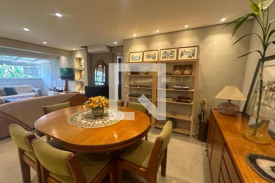 Sala de apartamento para alugar com 2 quartos, 82m² em Melville Empresarial Ii, Barueri