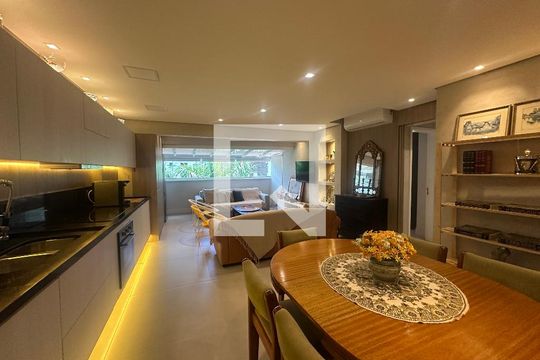 Sala de apartamento para alugar com 2 quartos, 82m² em Melville Empresarial Ii, Barueri
