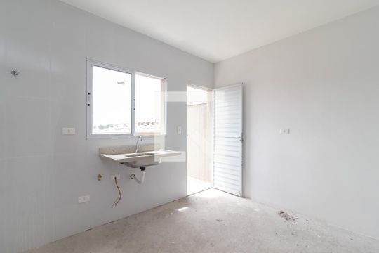 Cozinha de apartamento à venda com 2 quartos, 60m² em Vila Mazzei, São Paulo