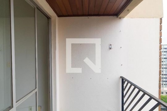 Sacada de apartamento à venda com 1 quarto, 50m² em Bosque, Campinas