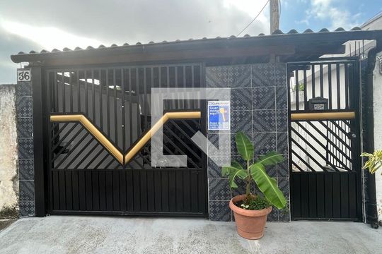 Fachada de casa à venda com 1 quarto, 170m² em Jardim Eliane, São Paulo