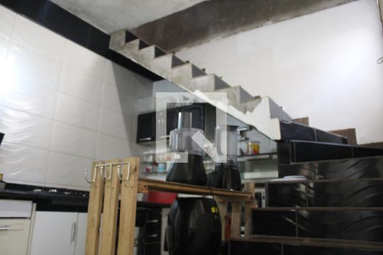 Cozinha de casa à venda com 1 quarto, 100m² em Jardim Laguna, Contagem