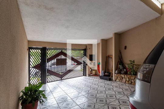 Garagem de casa à venda com 3 quartos, 288m² em Parque Continental I, Guarulhos