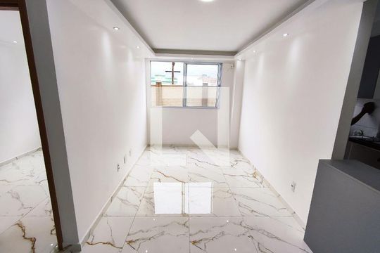 Apartamento para alugar com 2 quartos, 56m² em Encantado, Rio de Janeiro