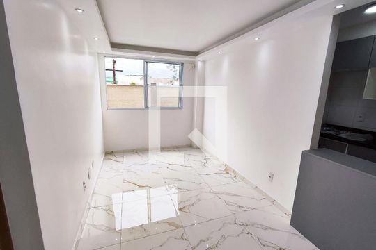 Sala de apartamento para alugar com 2 quartos, 56m² em Encantado, Rio de Janeiro