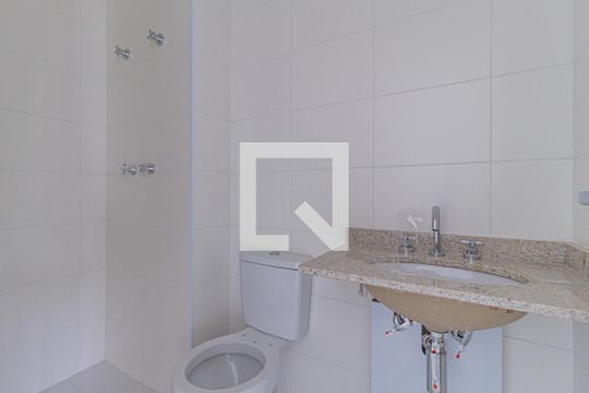 Banheiro da suíte de apartamento à venda com 2 quartos, 67m² em Centro, Osasco