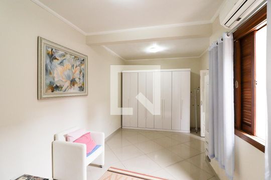 Suíte 1 de casa à venda com 4 quartos, 122m² em Vila Ester (zona Norte), São Paulo