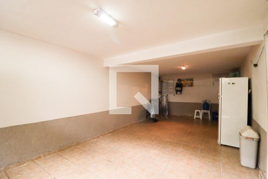 Garagem de casa à venda com 4 quartos, 122m² em Vila Ester (zona Norte), São Paulo