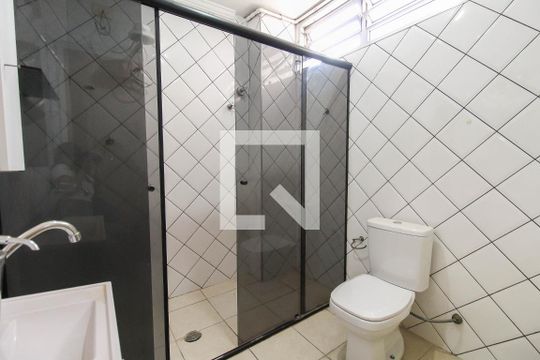 Banheiro de apartamento à venda com 2 quartos, 79m² em Luz, São Paulo