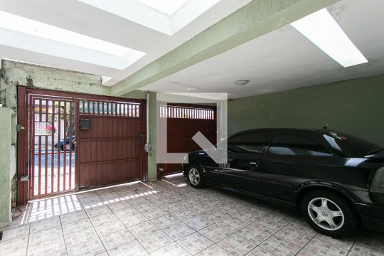 Garagem de casa à venda com 3 quartos, 125m² em Vila Carrão, São Paulo