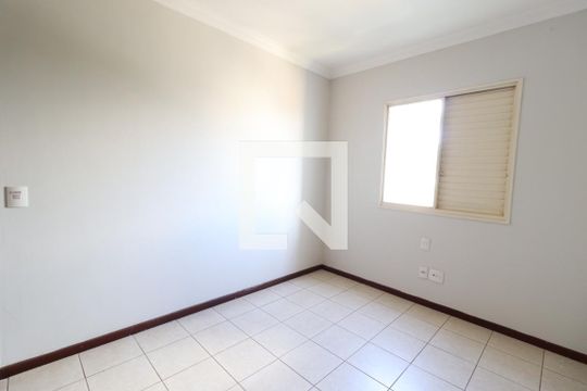 Quarto 2 de apartamento para alugar com 3 quartos, 96m² em Centro, Uberlândia