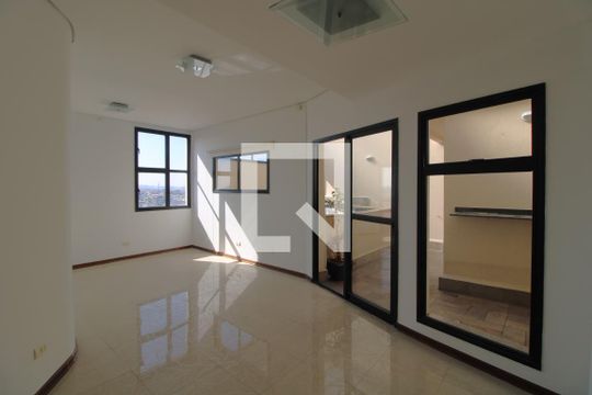 Apartamento para alugar com 4 quartos, 149m² em Vila do Castelo, São Paulo
