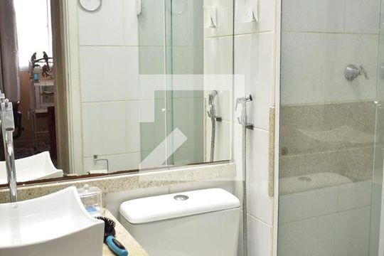 Banheiro 2 de apartamento para alugar com 2 quartos, 52m² em Campo Grande, Rio de Janeiro