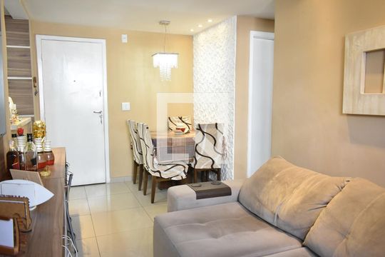 Sala de apartamento para alugar com 2 quartos, 52m² em Campo Grande, Rio de Janeiro