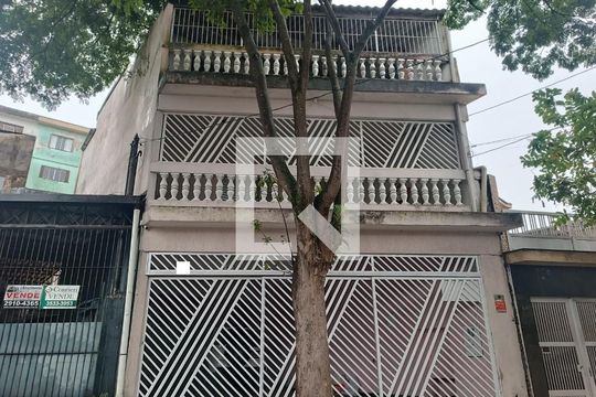 Casa à venda com 3 quartos, 293m² em Parque Tomas Saraiva, São Paulo
