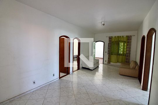 Hall Social de casa para alugar com 6 quartos, 600m² em Recreio dos Bandeirantes, Rio de Janeiro