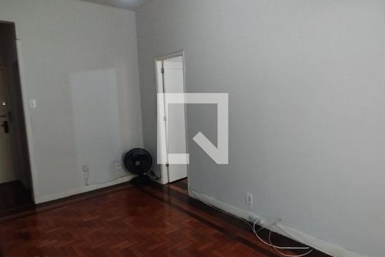 Sala de apartamento para alugar com 1 quarto, 46m² em Flamengo, Rio de Janeiro