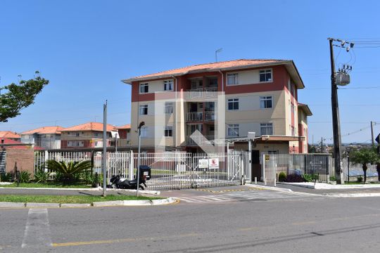 Fachada do condomínio de apartamento para alugar com 2 quartos, 48m² em Campo de Santana, Curitiba