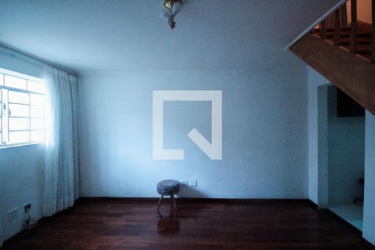 Sala de casa à venda com 2 quartos, 80m² em Aclimação, São Paulo