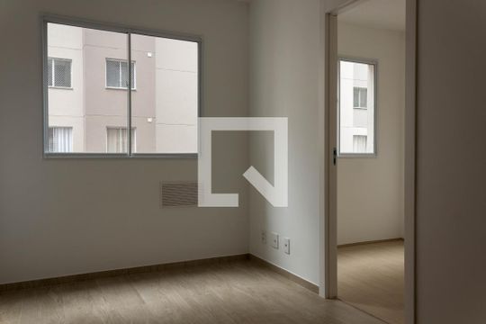 Apartamento para alugar com 2 quartos, 35m² em Parque Bristol, São Bernardo do Campo