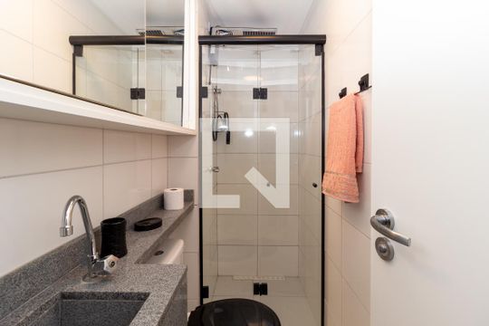 Banheiro de kitnet/studio à venda com 1 quarto, 26m² em Tatuapé, São Paulo
