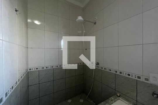 Banheiro de apartamento para alugar com 2 quartos, 150m² em Vila João Jorge, Campinas
