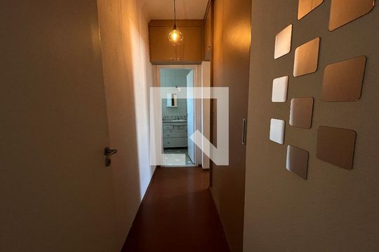 Corredor de apartamento para alugar com 2 quartos, 150m² em Vila João Jorge, Campinas