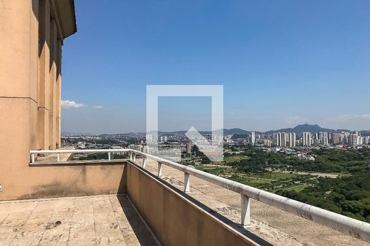 Área Externa de apartamento à venda com 6 quartos, 702m² em Pinheiros, São Paulo