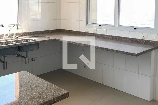 Cozinha de apartamento à venda com 6 quartos, 702m² em Pinheiros, São Paulo