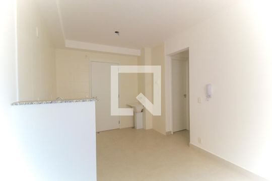 Sala/Cozinha de apartamento para alugar com 2 quartos, 33m² em Vila Nova Curuca, São Paulo