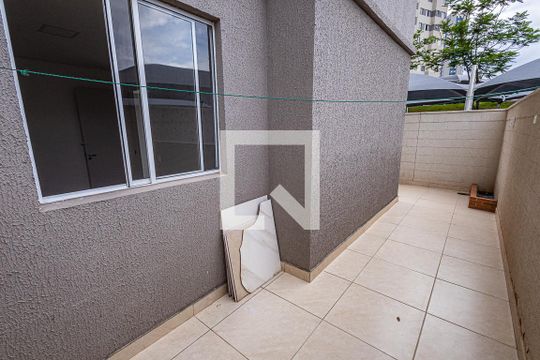 Area privativa de apartamento para alugar com 2 quartos, 51m² em Mantiqueira, Belo Horizonte