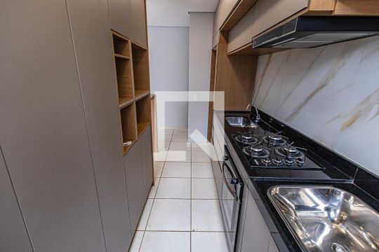 Cozinha de apartamento para alugar com 2 quartos, 51m² em Mantiqueira, Belo Horizonte