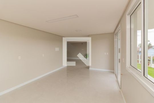 Cozinha e Área de Serviço de casa à venda com 3 quartos, 192m² em Guarani, Novo Hamburgo