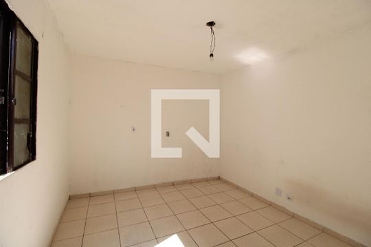 Casa para alugar com 1 quarto, 32m² em Parque Císper, São Paulo