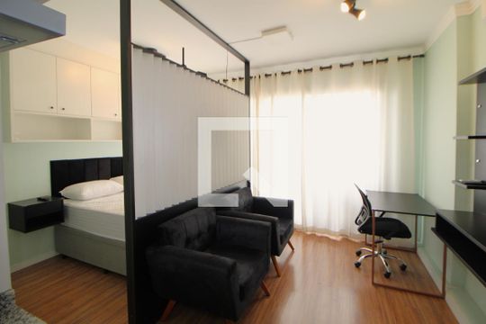 Sala de kitnet/studio para alugar com 1 quarto, 30m² em Santana, São Paulo