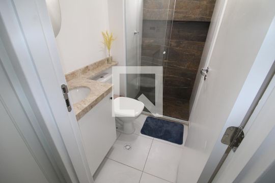 Banheiro de kitnet/studio para alugar com 1 quarto, 30m² em Santana, São Paulo